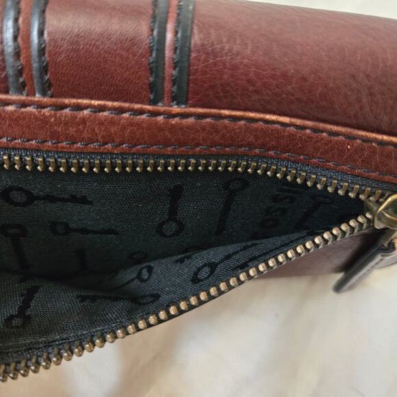 Vintage Fossil Tri-Fold Brown Leather Wallet SL2946 Long Live Vintage *read* - Picture 3 of 15